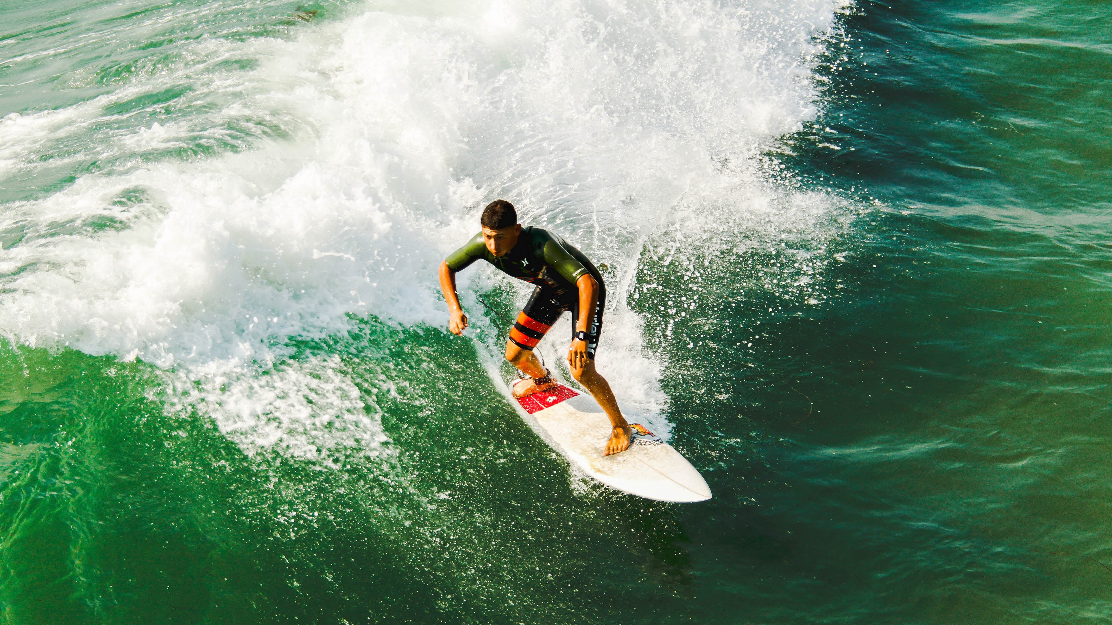 C罗专访预告:资产早超10亿美元 不认为梅西比自己强,c罗全部资产