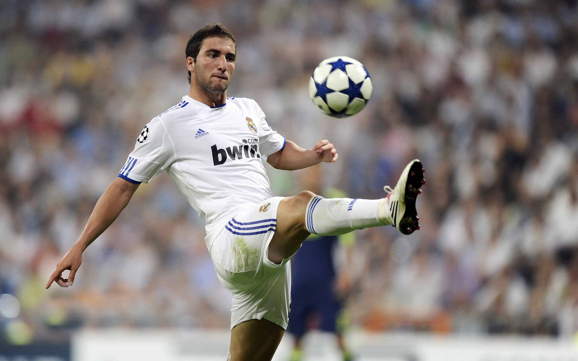 Kaiyun APP-包装工又赢下拉锯战，四分卫真老练，绿湾包装工队四分卫